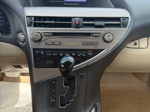 2014 Lexus RX 270 III Рестайлинг, чёрный, 1999000 рублей - вид 8