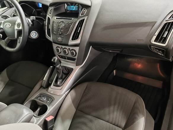 2014 Ford Focus III, серый - вид 15