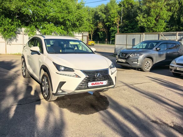 2018 Lexus NX 300 I Рестайлинг, белый - вид 3