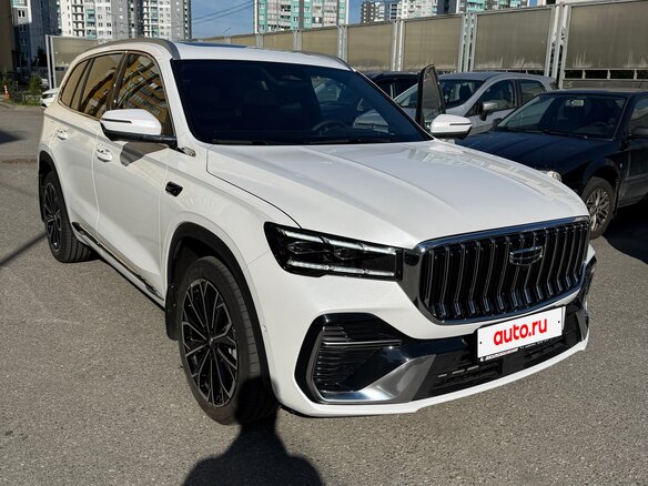 2025 Geely Monjaro (Xingyue L) I Рестайлинг 2 (China Market), белый, 4350000 рублей - вид 1