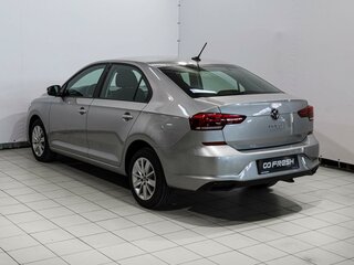 2021 Volkswagen Polo VI, серый, 1579000 рублей, вид 2