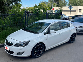 2012 Opel Astra J, белый, 945000 рублей, вид 4