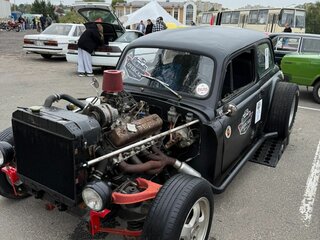 1962 ЗАЗ 965, чёрный, 600000 рублей, вид 2