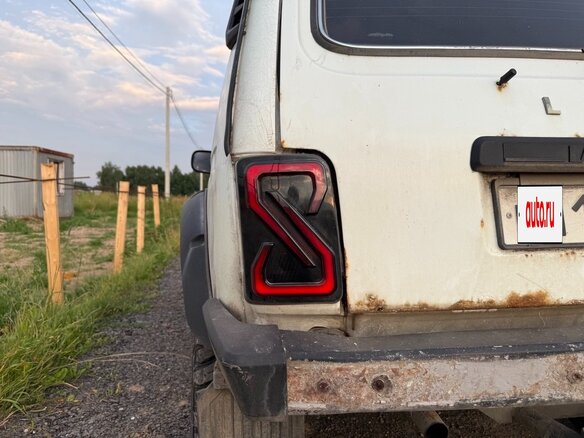 2010 Lada (ВАЗ) 2121 (4x4) I Рестайлинг, белый, 230000 рублей - вид 17
