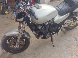 1996 Yamaha XJR1200, серебристый, 260000 рублей, вид 3
