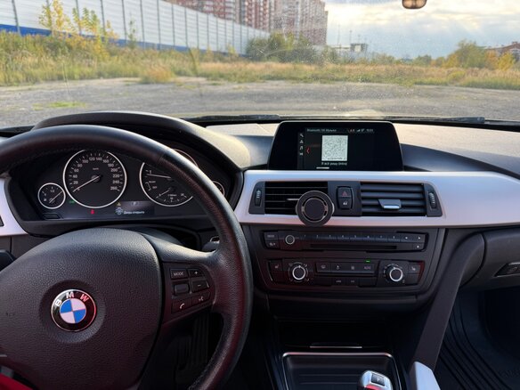 2014 BMW 3 серии 320i VI (F3x), серый, 1650000 рублей - вид 12
