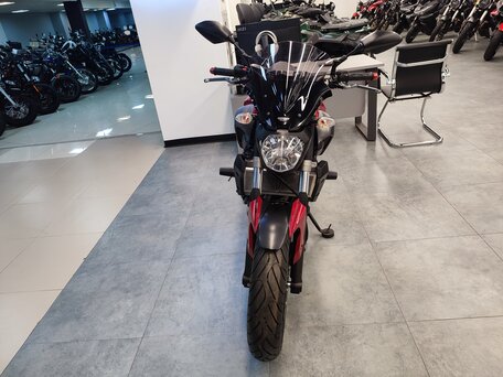 2016 Yamaha MT-07 (FZ-07), красный, 650000 рублей, вид 4