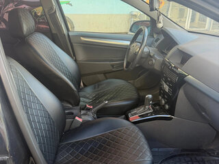 2011 Opel Astra H Рестайлинг, чёрный, 500000 рублей, вид 5
