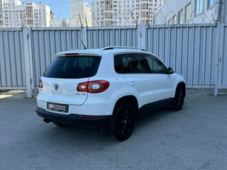 2010 Volkswagen Tiguan I, белый, 1350000 рублей, вид 4