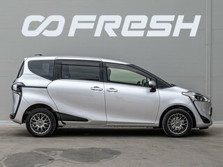 2020 Toyota Sienta II Рестайлинг, серый, 1330000 рублей, вид 5