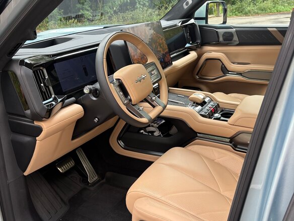 2025 BYD FangChengBao Leopard 8, серый - вид 19