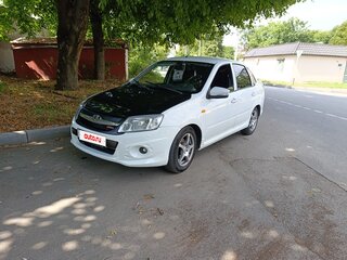 2013 Lada (ВАЗ) Granta I, белый, 320000 рублей, вид 1
