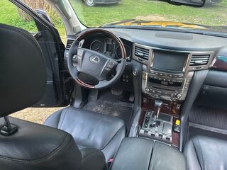2010 Lexus LX 570 III, чёрный, 3300000 рублей, вид 5