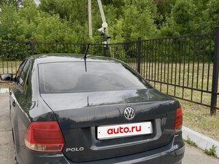2016 Volkswagen Polo V Рестайлинг, серый, 900000 рублей, вид 4