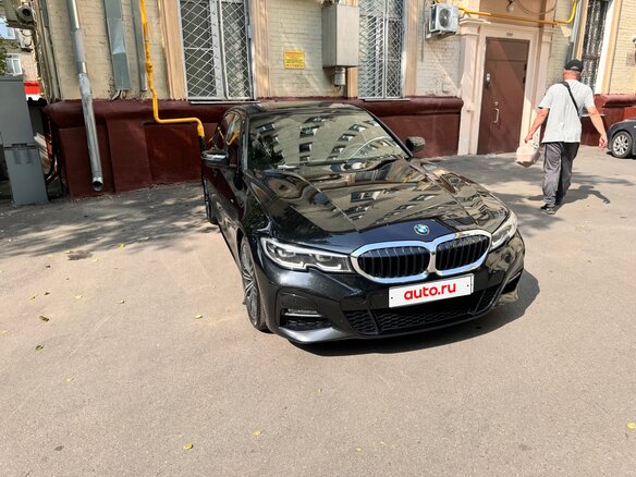 2021 BMW 3 серии 320i VII (G2x), чёрный, 3600000 рублей - вид 4