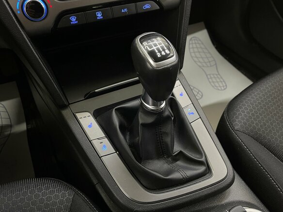 2017 Hyundai Elantra VI (AD), коричневый, 1569000 рублей - вид 16