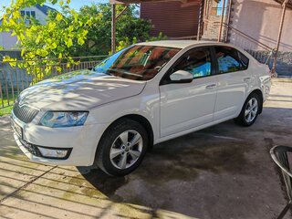 2014 Skoda Octavia III (A7), белый, 1000000 рублей, вид 2