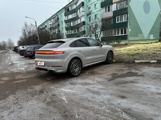 2024 Porsche Cayenne Coupé III Рестайлинг, серый, 13000000 рублей, вид 5