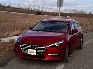2017 Mazda Axela III Рестайлинг, красный, 950000 рублей, вид 1