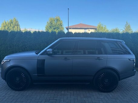 2021 Land Rover Range Rover IV Рестайлинг, серый, 9000000 рублей, вид 4