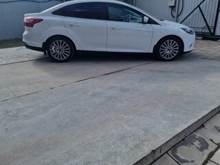 2013 Ford Focus III, белый, 1150000 рублей, вид 4
