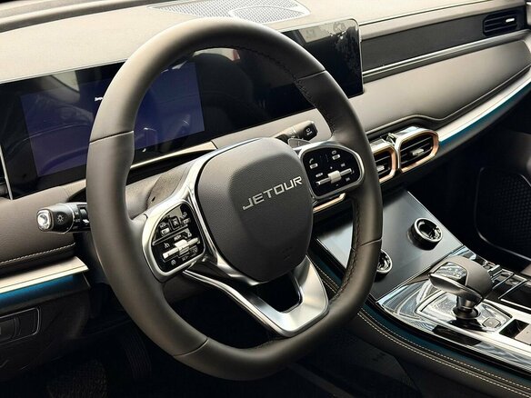 2026 Jetour X70+ I Рестайлинг, чёрный, 3099000 рублей - вид 10