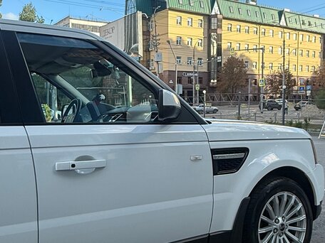 2013 Land Rover Range Rover Sport I Рестайлинг, белый, 1950000 рублей, вид 2