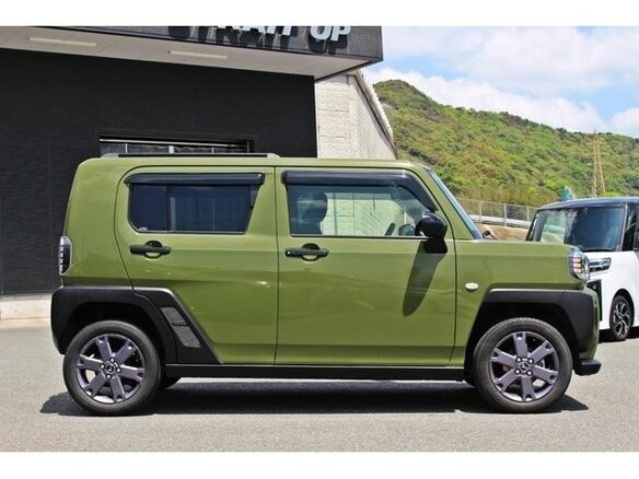 2023 Daihatsu Taft II, зелёный, 910000 рублей - вид 4