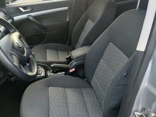 2010 Skoda Octavia II (A5) Рестайлинг, серый, 650000 рублей, вид 5