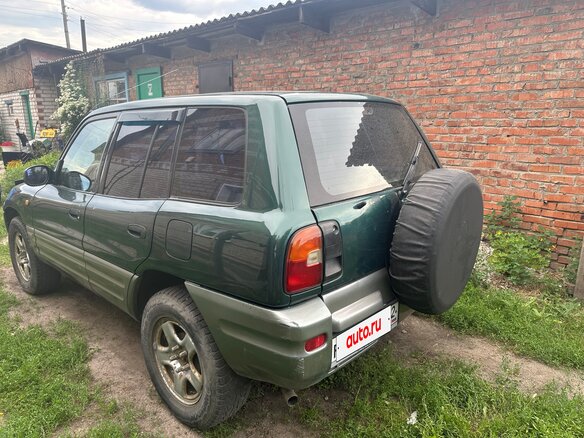 1998 Toyota RAV4 I (XA10), зелёный, 570000 рублей - вид 3