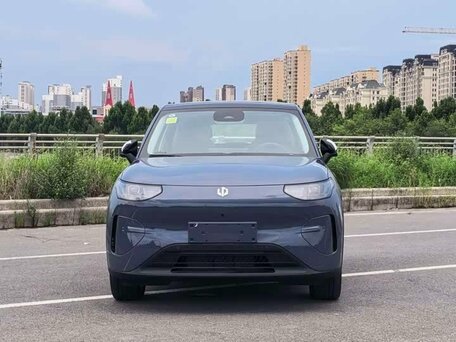 2026 Leapmotor A10 53 kWh, синий, 2085000 рублей, вид 3