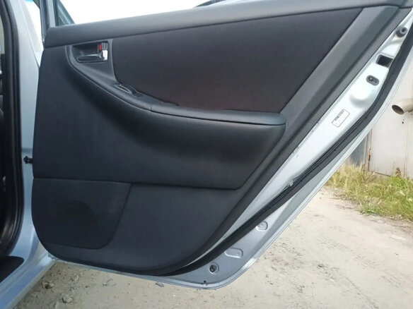 2005 Toyota Corolla IX (E120, E130) Рестайлинг, серебристый, 815000 рублей - вид 11