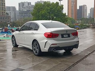 2023 BMW 1 серии 120i III (F52) Рестайлинг, белый, 1890000 рублей, вид 3