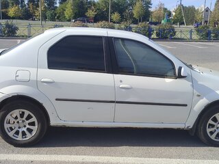 2013 Renault Logan I Рестайлинг, белый, 395000 рублей, вид 3