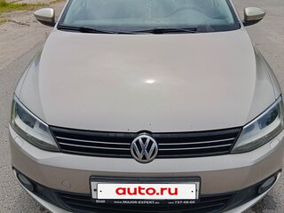 2013 Volkswagen Jetta VI, золотистый, 800000 рублей, вид 1