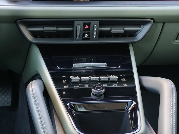 2026 Porsche Cayenne III Рестайлинг, чёрный, 20980000 рублей - вид 21