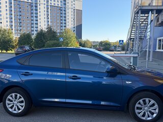 2021 Hyundai Solaris II Рестайлинг, синий, 1900000 рублей, вид 3