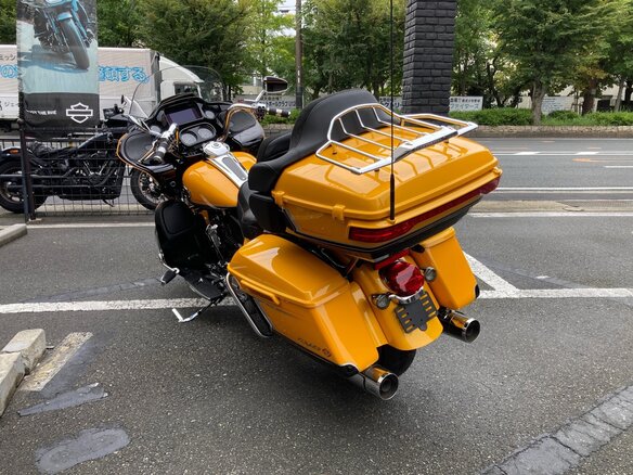 2022 Harley-Davidson Road Glide Limited, жёлтый, 2397000 рублей - вид 8