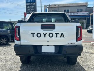 2026 Toyota Hilux IX, белый, 5500400 рублей, вид 5