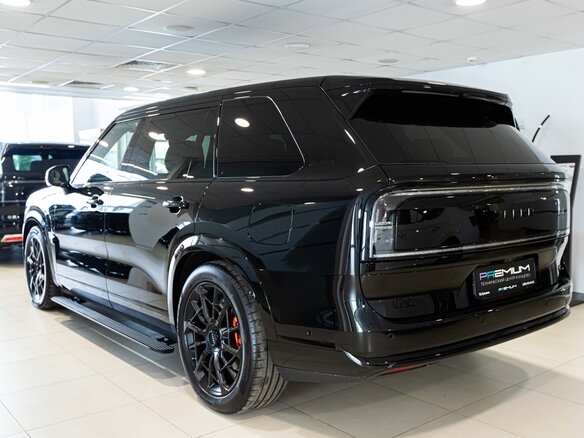 2025 Zeekr 9X 70 kWh, чёрный, 11998000 рублей - вид 5