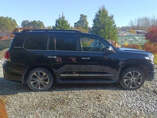 2019 Toyota Land Cruiser 200 Series Рестайлинг 2, чёрный, 7800000 рублей, вид 2