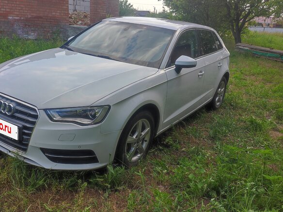 2014 Audi A3 III (8V), белый, 1300000 рублей
