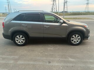 2012 Kia Sorento II, серебристый, 1350000 рублей, вид 3