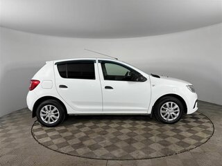 2019 Renault Sandero II Рестайлинг, белый, 790000 рублей, вид 4