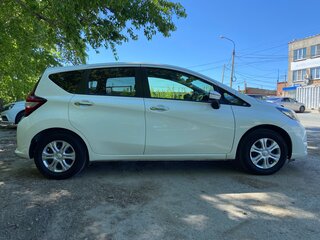 2018 Nissan Note II Рестайлинг, белый, 950000 рублей, вид 4