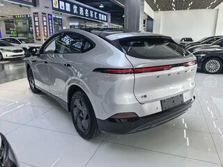 2026 Xpeng G9 625, серебристый, 5241033 рублей, вид 4