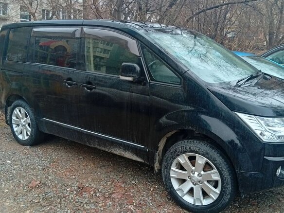 2016 Mitsubishi Delica D:5 I, чёрный, 1800000 рублей - вид 6