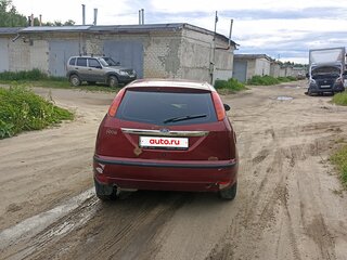 2003 Ford Focus I Рестайлинг, красный, 130000 рублей, вид 4