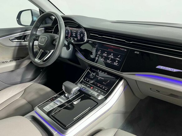 2019 Audi Q8 55 TFSI I (4M), серебристый - вид 13