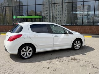 2011 Peugeot 308 I Рестайлинг, белый, 635000 рублей, вид 5